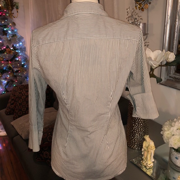 New York & company women’s shirts - Picture 3 of 4